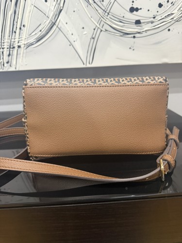 Brand New Tommy Hilfiger Monogram Mini Tote Crossbody - photo 3