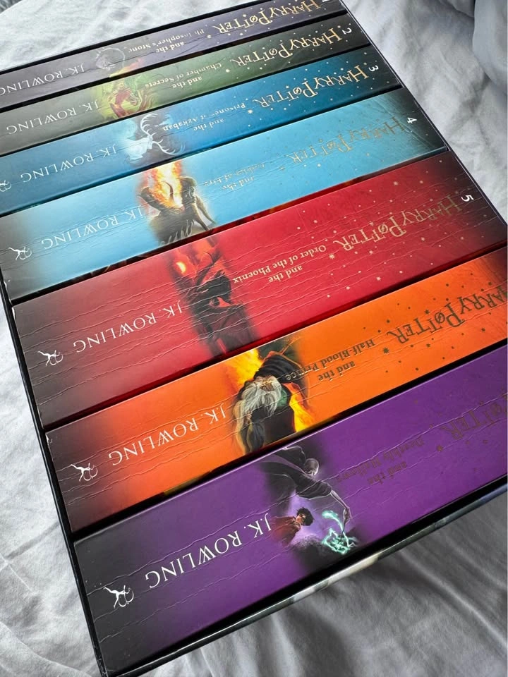 Harry Potter COMPLETE PAPERBACK SET - photo 4
