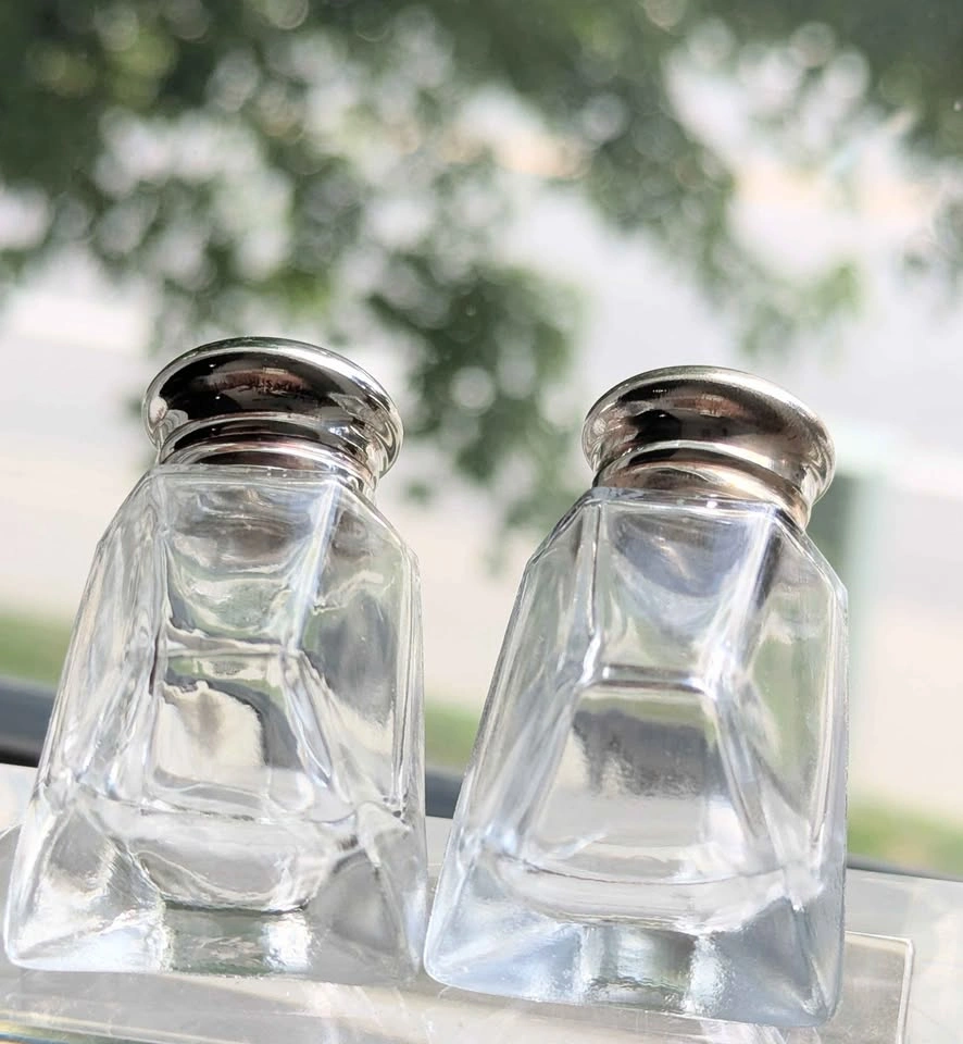 Vintage Silver Plated Zinc Salt and Pepper Shaker Set with Baske - photo 4