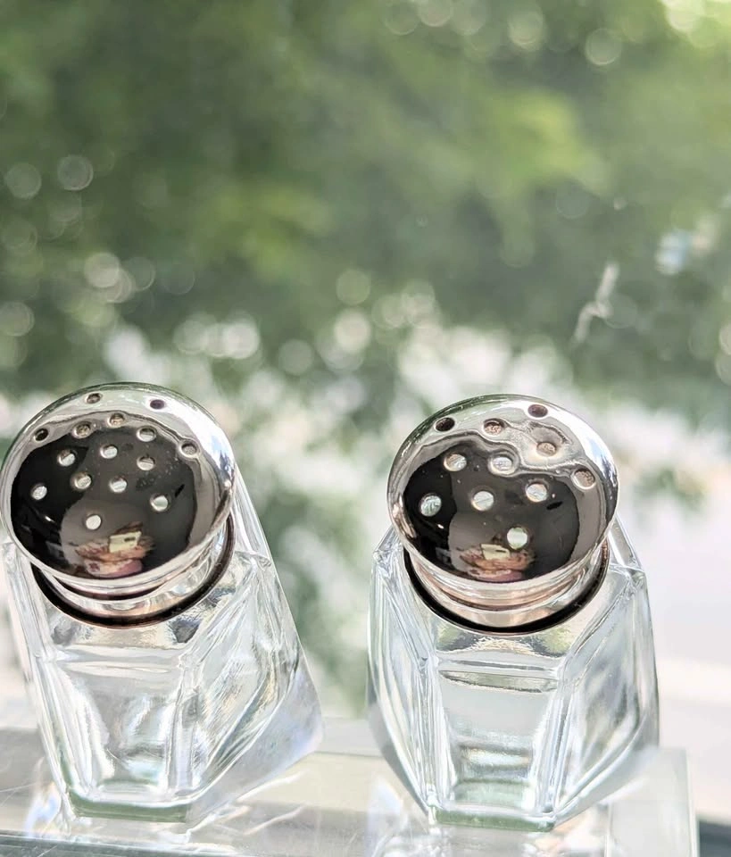 Vintage Silver Plated Zinc Salt and Pepper Shaker Set with Baske - photo 5