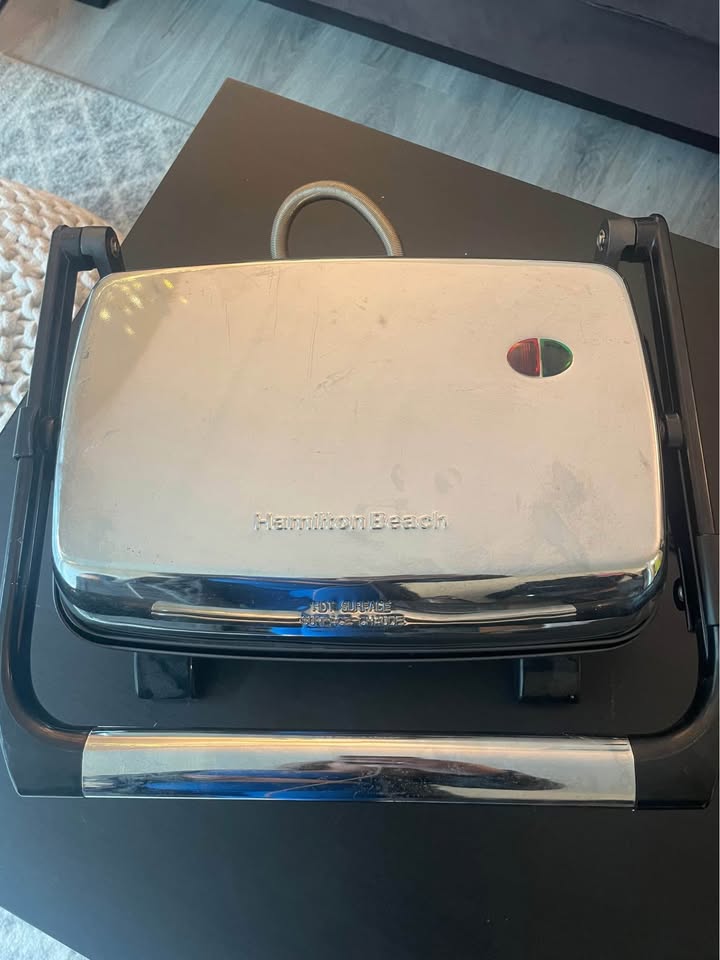 Hamilton Beach Panini Press / Sandwich Maker - photo 3