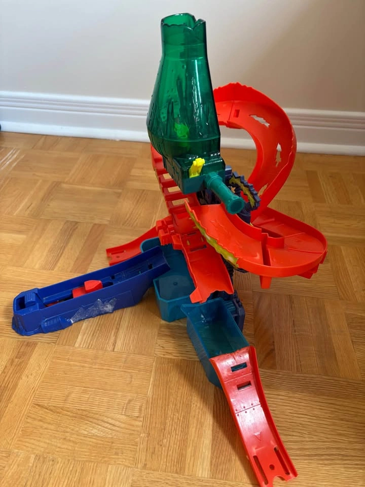 Hot Wheels Color Shifters Color Splash Science Lab Playset - photo 2