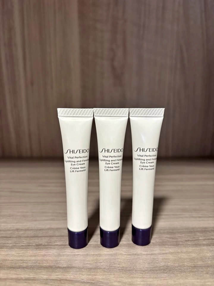 Shiseido Vital Perfection Uplifting and Firming Eye Cream 15ml