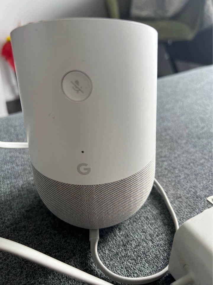 Google Home Smart Speaker - photo 2