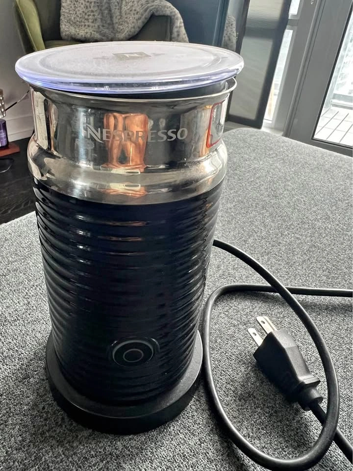 Nespresso Aeroccino 3 Milk Frother