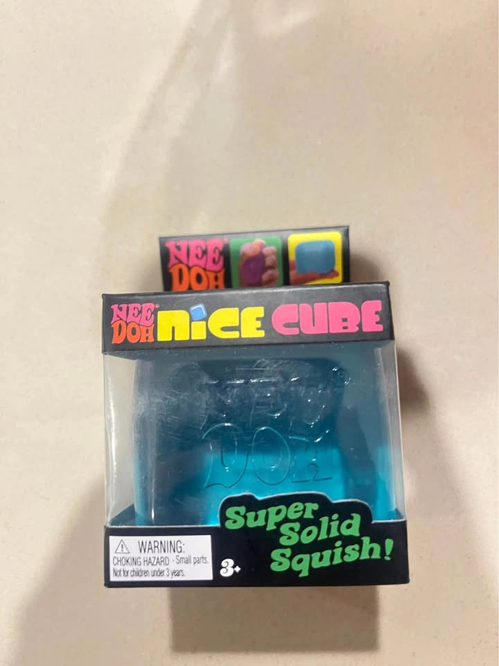 Blue needoh nice cube