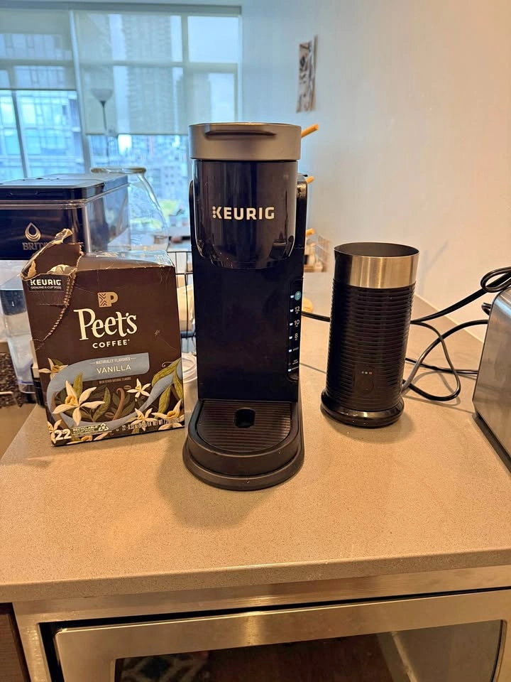 Keurig K-Express Coffee Maker with Milk Frother and Peet's Coffe