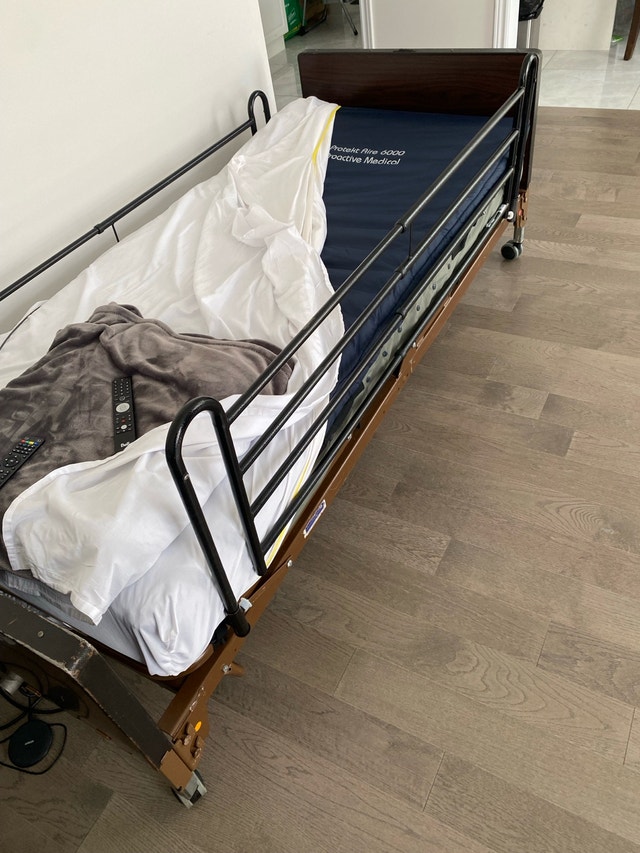 Proactive Medical Protekt Aire 6000 Electrical Hospital Bed - photo 5