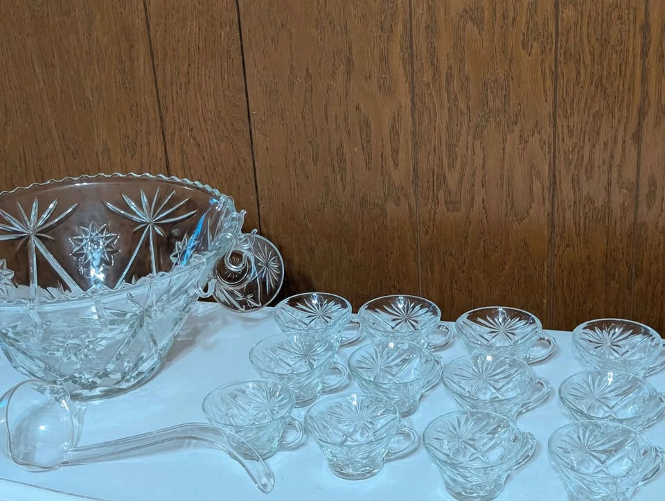 Vintage Pressed Glass Punch Bowl Set with 13 Cups and Ladle - photo 2