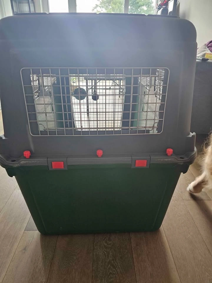 45" Pet travel kennel IATA approved - photo 3
