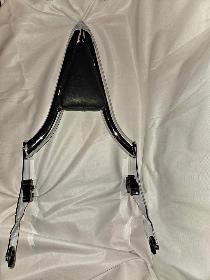 Passenger Sissy Bar – Chrome – Excellent Condition
