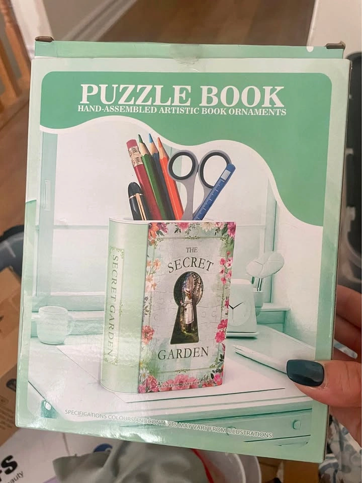 The Secret Garden Puzzle Book Hand-Assembled Artistic Book Ornam