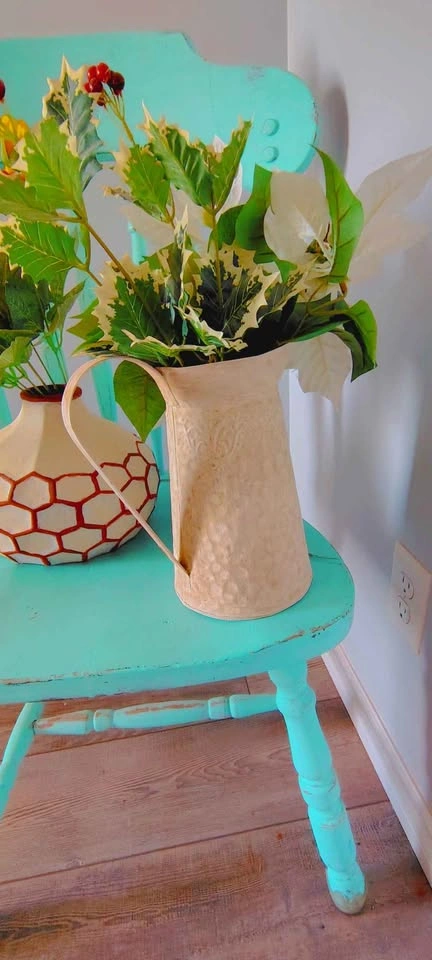 Vintage Painted Decorative Vases with artificial flowers - photo 3