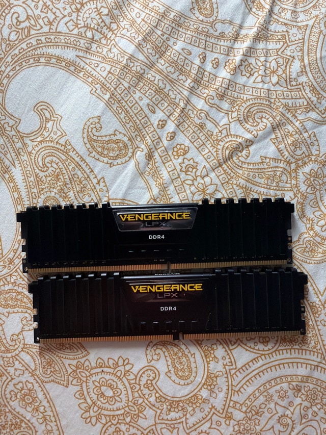 Corsair Vengeance LPX ddr4 16gb (2x8GB) ram