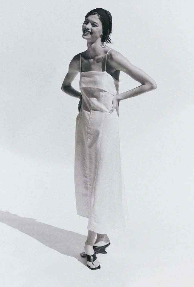 White LINEN-BLEND STRAPPY DRESS + Free Tank Top - photo 3