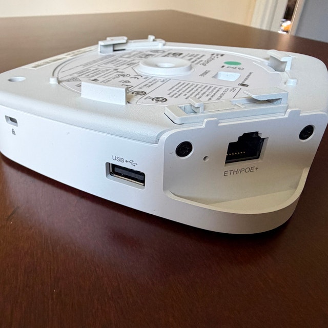 Extreme Networks AP305C Wi-Fi 6 Enterprise Access Point (Tested) - photo 2