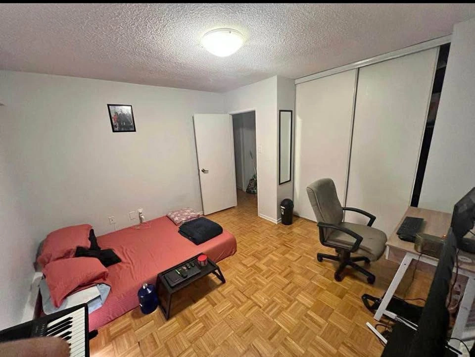 Private room for rent