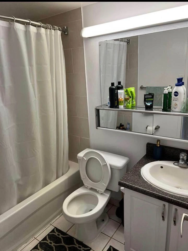 Private room for rent - photo 5