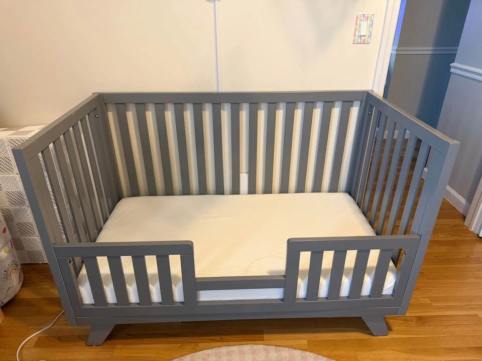 Child Craft 4-in-1 Convertible Crib - photo 2