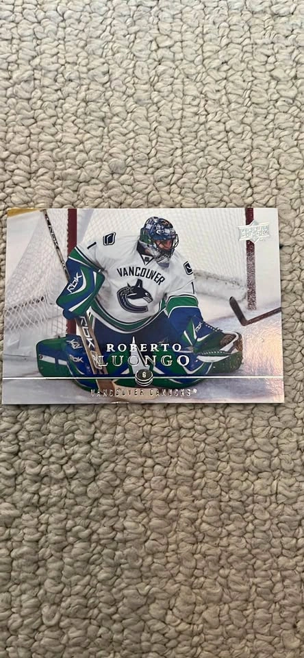 Roberto Luongo #8 2008 Upper Deck Hockey Card