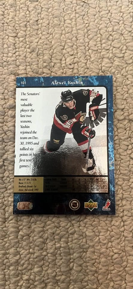 Alexei Yashin #101 1995 SP Hockey Card - photo 2