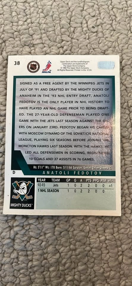 Anatoli Fedotov #38 [Rookie] 1993 Upper Deck Hockey Card - photo 2