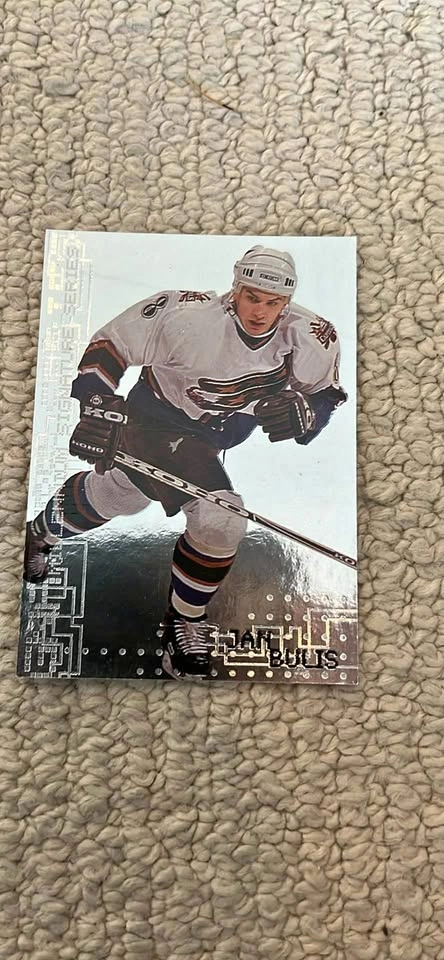 Jan Bulis #250 1999 Be A Player Millennium Signature Series Hock