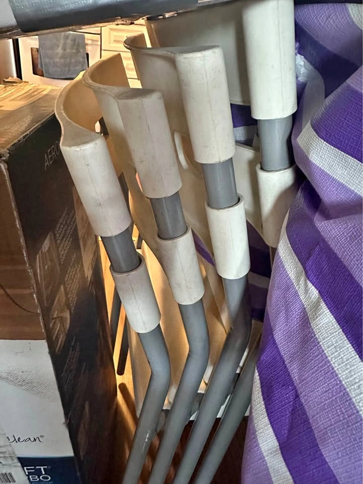 Glass Dining Table with 4 Chairs – Good Condition