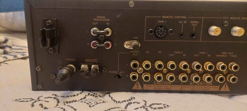 Luxman TP-114 Tuner Preamplifier - photo 4