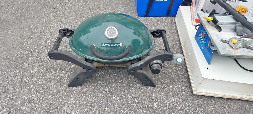 WOODS Portable Propane Grill