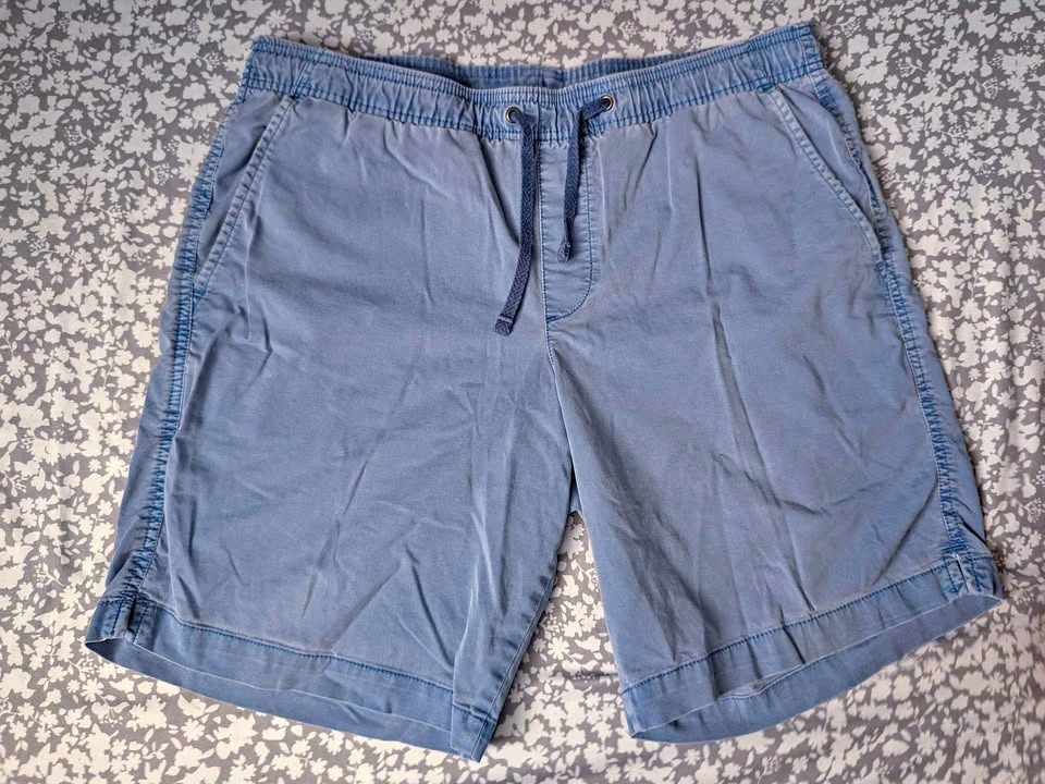 Men's (M) Gap Shorts