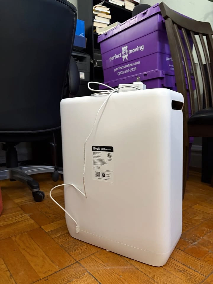 Levoit Air Purifier (used) - photo 3