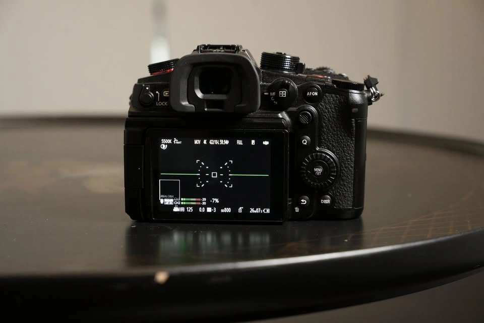 Panasonic Lumix GH6 Camera Body - photo 2