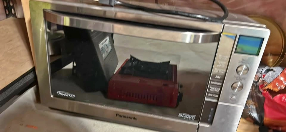 Inverter microwave