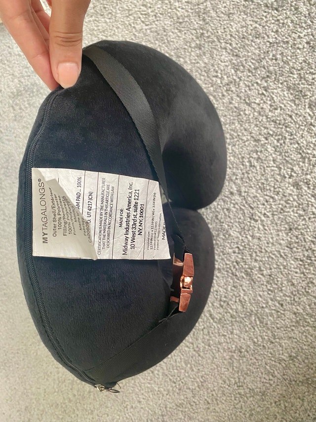 New Velvet Black Travel Pillow - photo 2