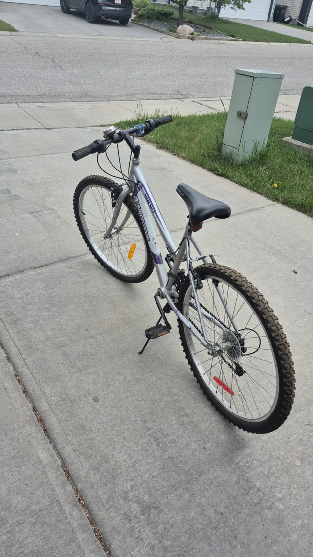 Girls bike 24" $60/each - photo 4