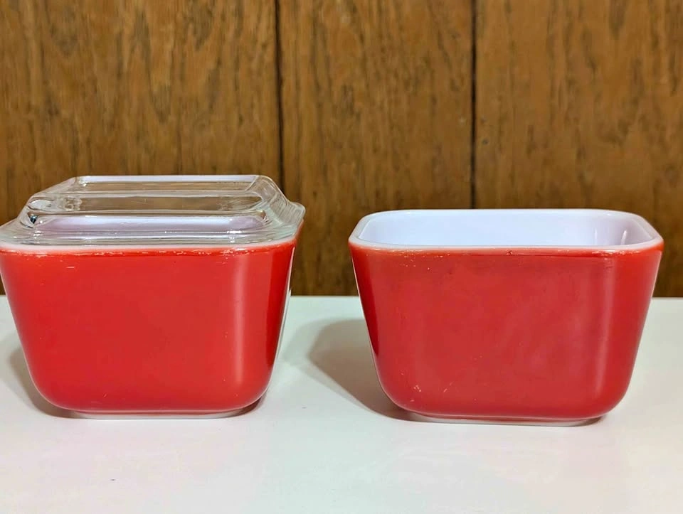 Vintage Pyrex Red 501 Refrigerator Dishes with Lid
