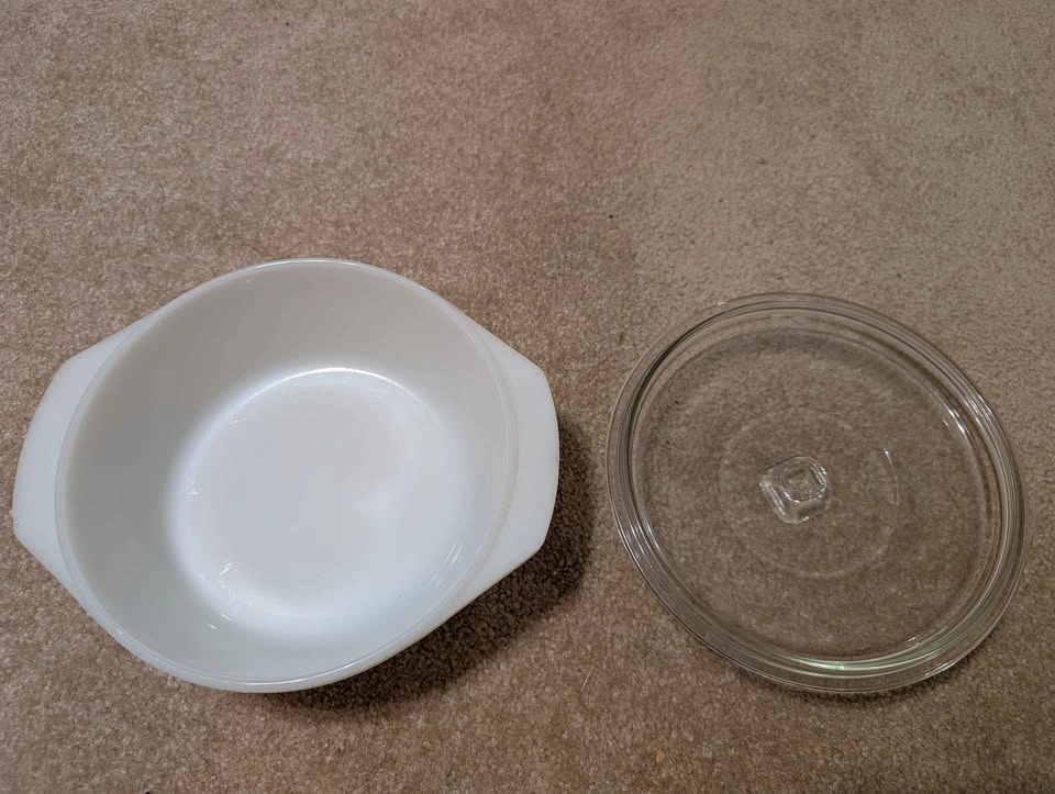 Vintage Indopal White Milk Glass Casserole Dish with Lid - photo 2
