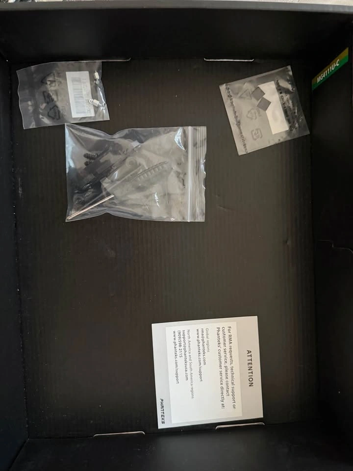 Asus ROG Strix B550-f motherboard - photo 2