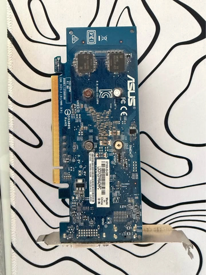 Ryzen 3 2200g with wraith cooler and GT 1030 - photo 4