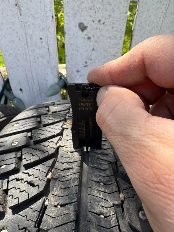 Gislaved Winter Tires 225/65 R16 - photo 4