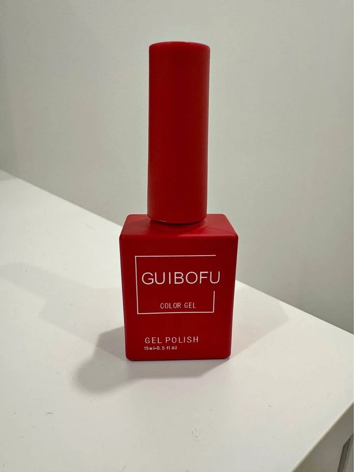 GUIBOFU Gel Nail Polish 15ml Red - NEW