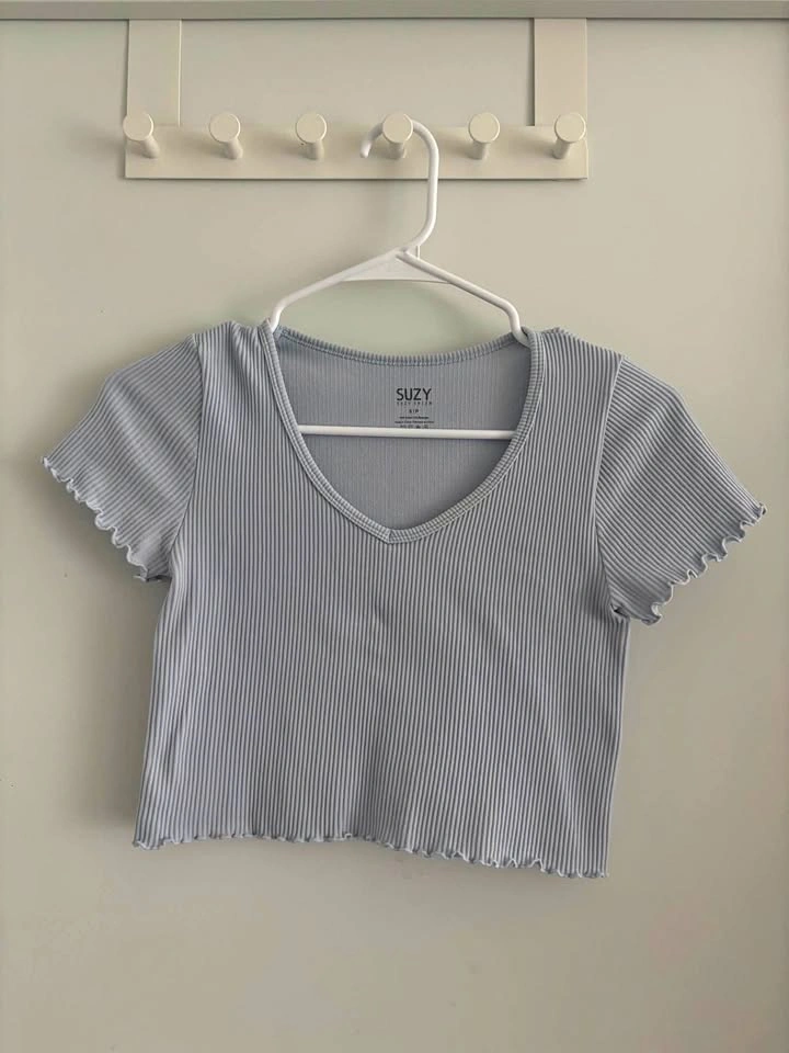 SUZY SHIER Ribbed Crop Top - Size Small