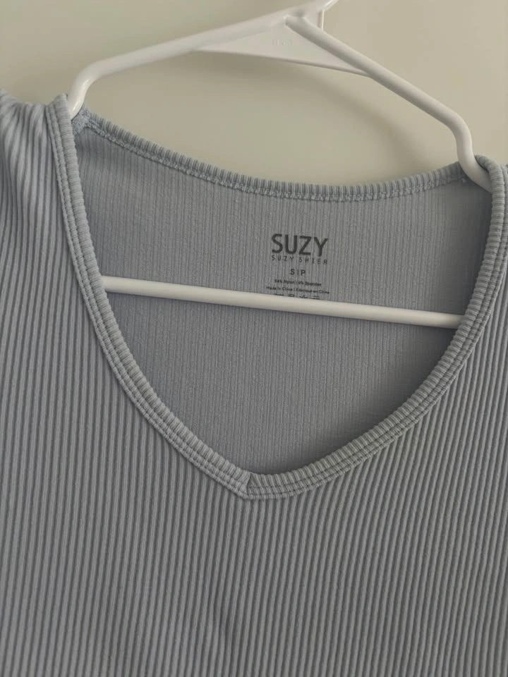 SUZY SHIER Ribbed Crop Top - Size Small - photo 2