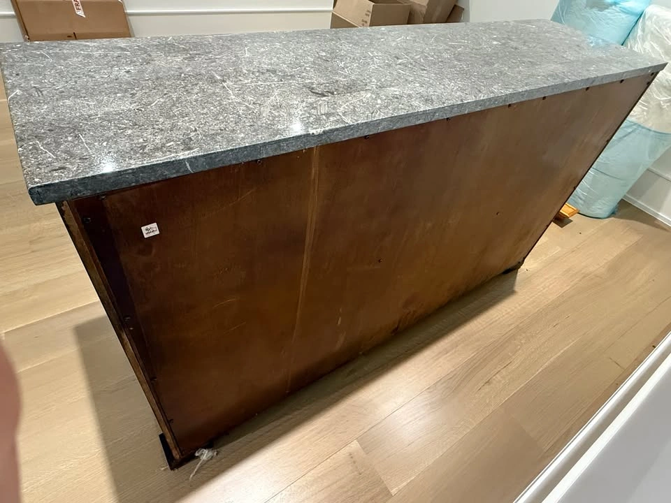 Bassett Solid Wood Buffet / Sideboard with Stone Top - photo 4