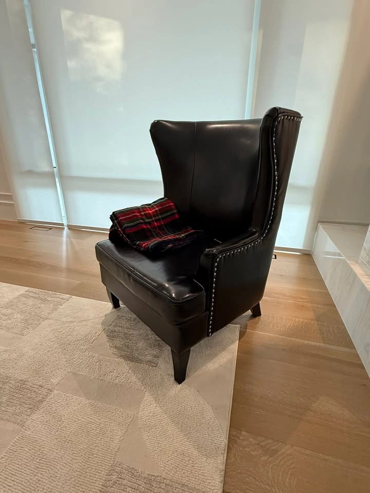 Premium Dark Brown Wingback Accent Chair – Nailhead Trim - photo 4