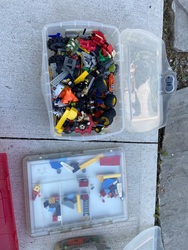 LEGO and K'NEX Building Toy Collection - photo 2