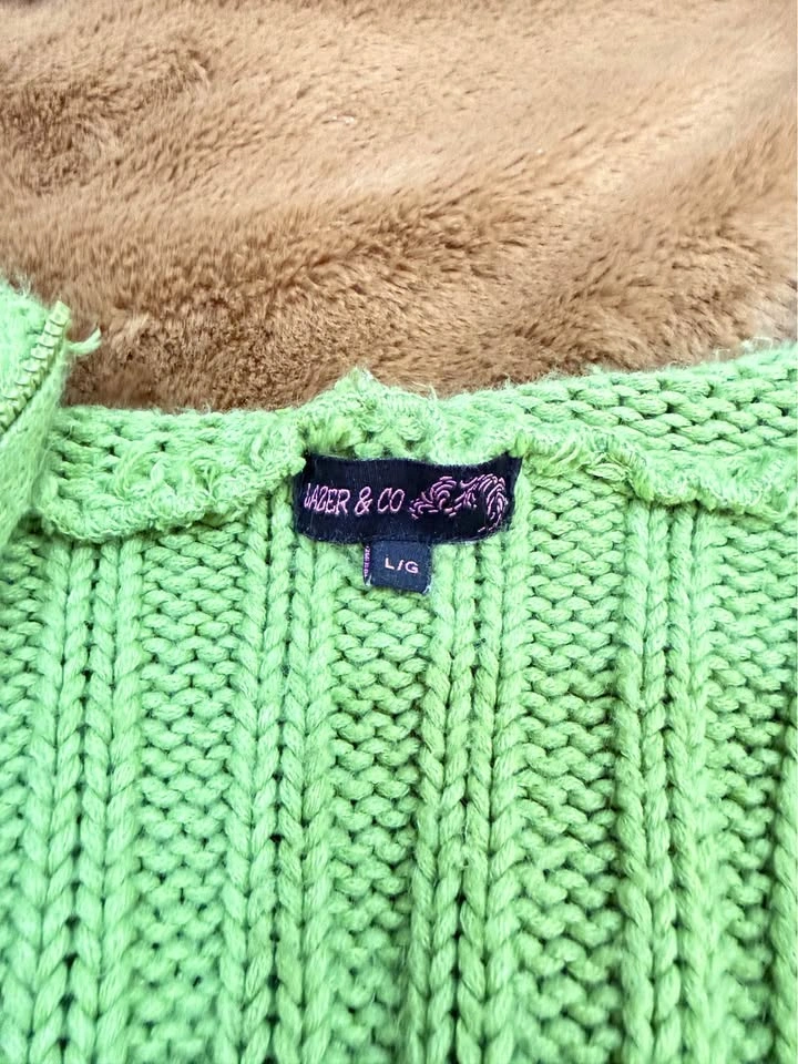 green knit sweater - photo 4