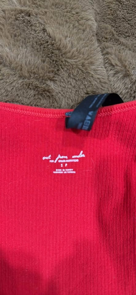 red urban outfitters ribbed tank top - photo 3