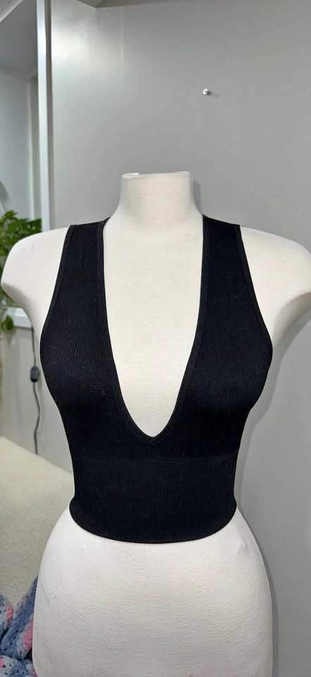black urban outfitters ribbed tank top